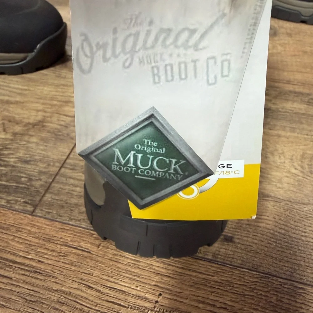 Men’s‎ Black Muck Boots sizes 12,13,14 insulated, waterproof, mid zip,APEX